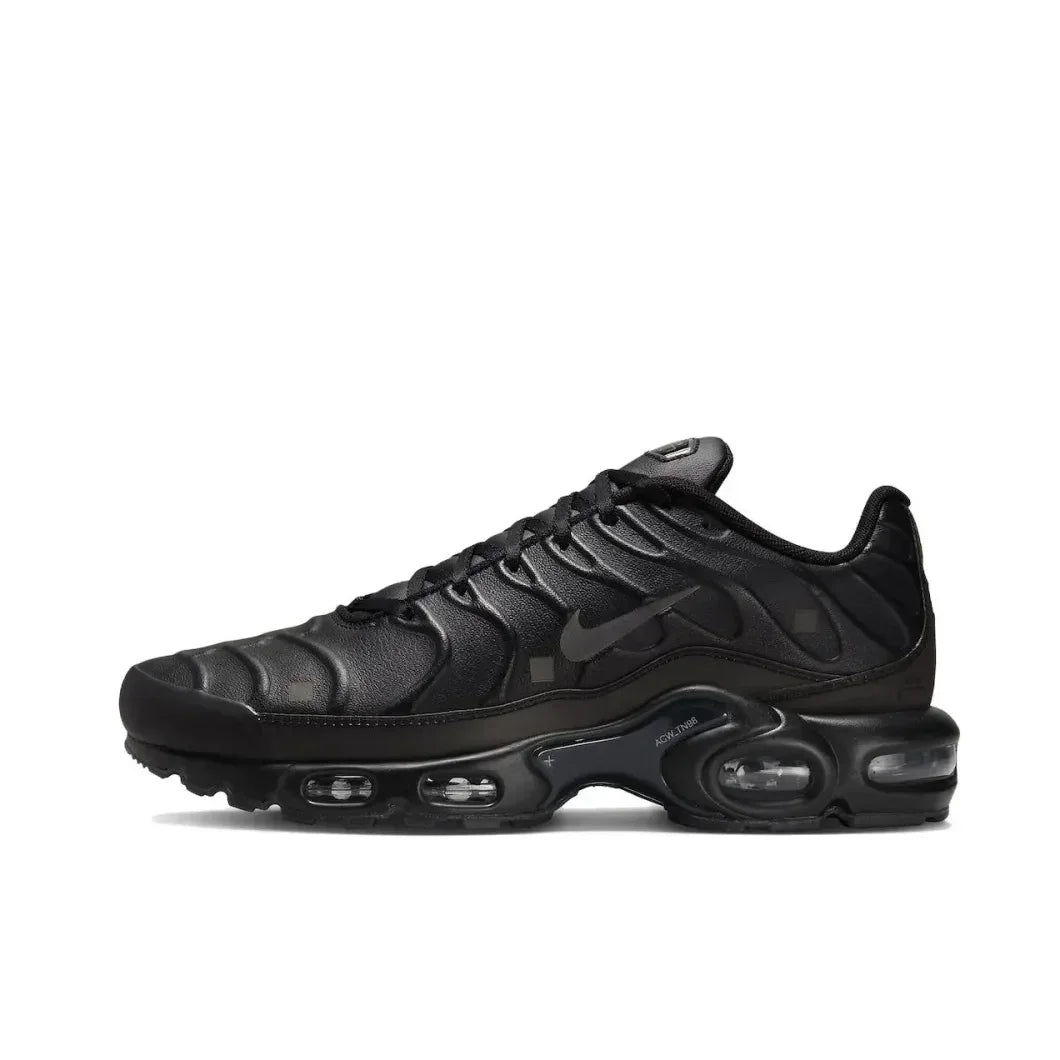 Nike Siyah Gri colorway Air Max Plus TN erkek Retro Düşük Üst Rahat Koşu Ayakkabıları Rahat Şok Emme Spor Ayakkabıları