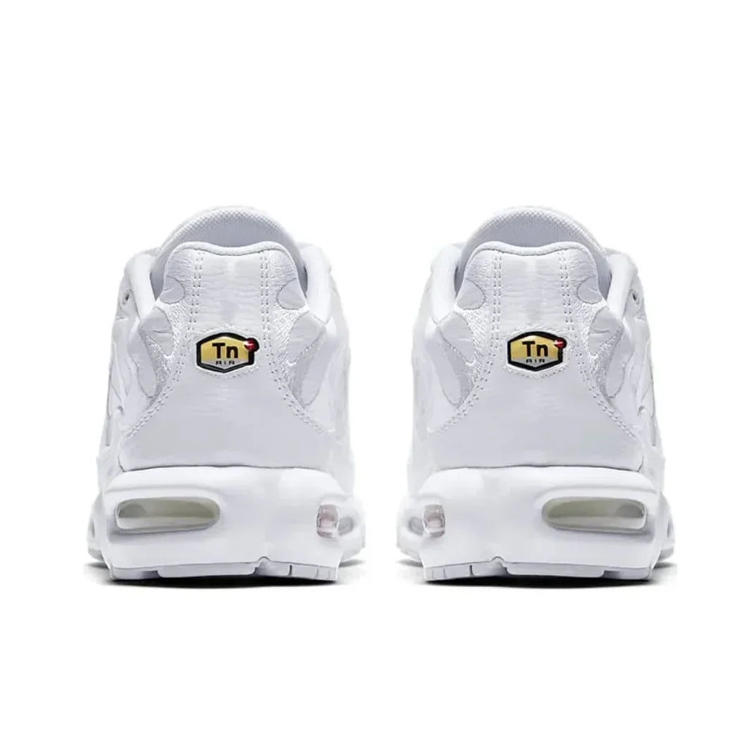 Nike Siyah Gri colorway Air Max Plus TN erkek Retro Düşük Üst Rahat Koşu Ayakkabıları Rahat Şok Emme Spor Ayakkabıları