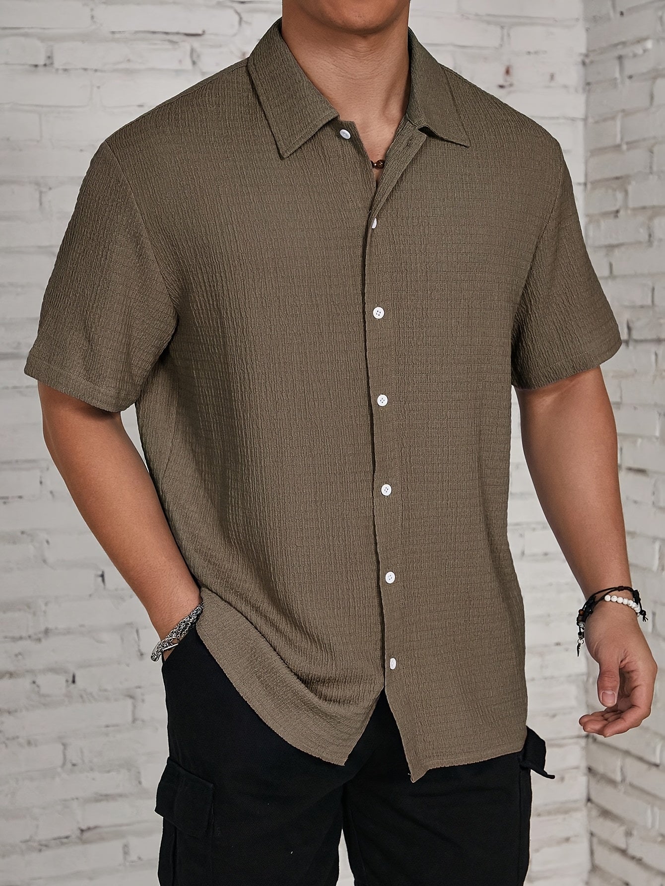 Men's Classic Solid Black Casual Button-Up Shirt - Lightweight Polyester, Easy Care, Short Sleeve with Collar for Spring/Summer